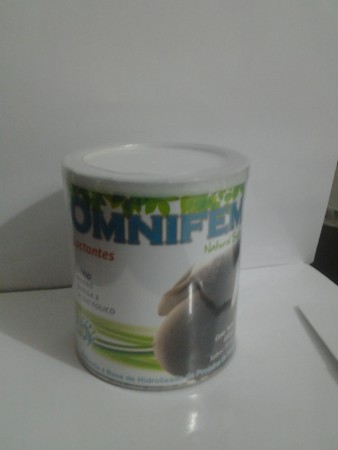 OMNIFEM: Complemento nutricional diseñado para mujeres de cualquier edad cubriendo las deficiencias nutricionales causadas por el periodo, embarazo, lactancia y menopausia.